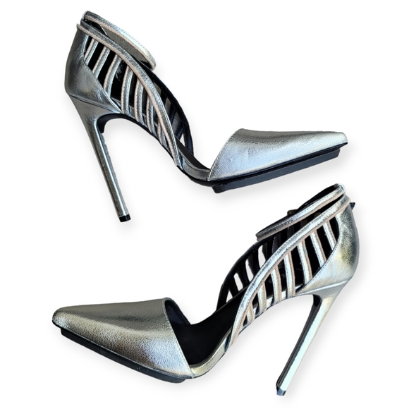L.A.M.B. Shoes - LAMB  metallic silver pointed Pointed toe stileto heels pumps